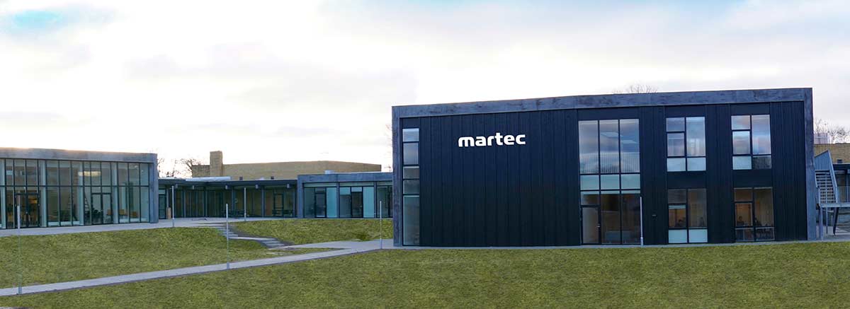 Den gamle maskinmesterskole fra 1968 har med nye tilbygninger fået 1.100 tiltrængte ekstra kvadratmeter. Foto: MARTEC/Peter Møller Rasmussen